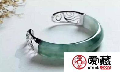翡翠手镯修补四大方法 既补救损失又美化手镯