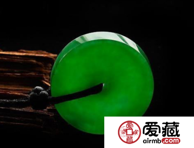 翡翠平安扣的历史渊源:翡翠平安扣的文化背景