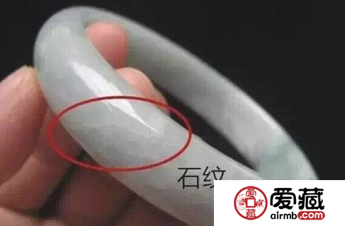 翡翠手鐲有石紋好不好 有石紋的翡翠還值錢(qián)嗎
