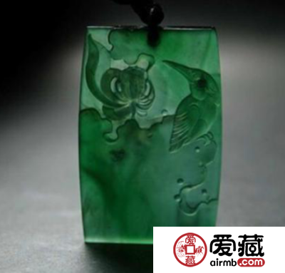 翡翠雕刻选材需要注意哪些小细节