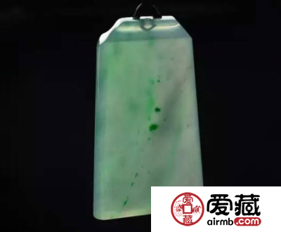 素身翡翠是什么 素身翡翠贵在哪