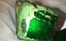 為什么投資收藏翡翠賭石會成為投資熱門