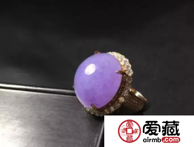 翡翠戒指戴不同手指的意义 戴错就尴尬了