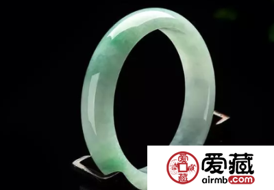 翡翠手镯怎么养 这样养手镯超漂亮