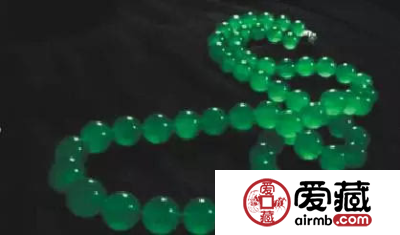 翡翠项链价格 翡翠项链价格及图片