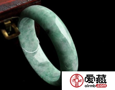 翡翠等级与价格 翡翠价格多少钱