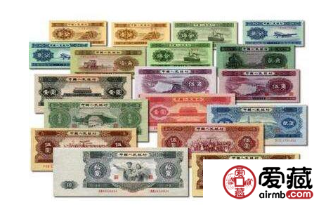 纸币收藏册 第三套纸币收藏册价值58000元