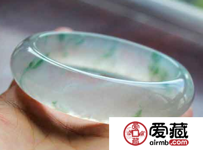 怎么鉴定玉的真假翡翠