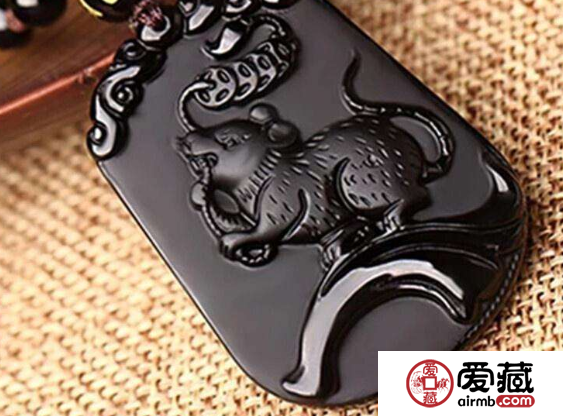 黑玉石怎么鉴定 行家教你轻松鉴定