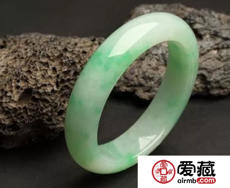 手镯多少钱 手镯市场价格表