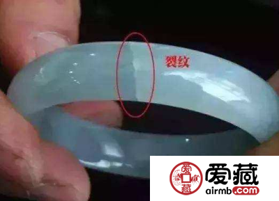翡翠镯子有裂纹会断吗 裂纹可以修复吗