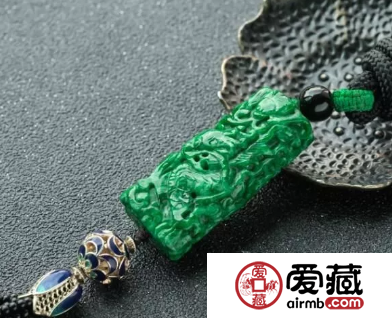 干青翡翠的价格 干青翡翠一般多少钱