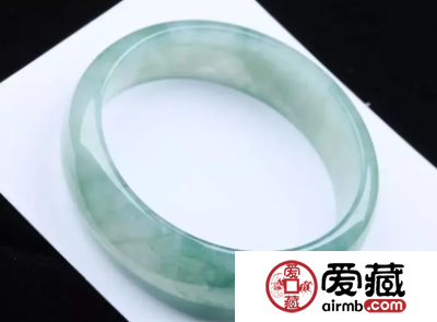 翡翠冰种和冰糯种的区别 分别有什么特点