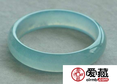 蓝水冰种翡翠 蓝水冰种翡翠一般多少钱