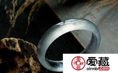 極品翡翠手鐲價(jià)格 最貴的幾款翡翠手鐲介紹