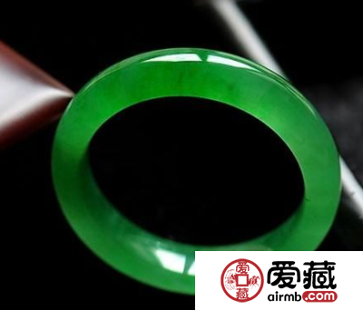 极品翡翠手镯价格 最贵的几款翡翠手镯介绍