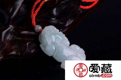 翡翠貔貅吊坠多少钱 高中低档价格分别多少