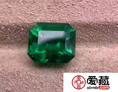 祖母绿怎么看有油无油 有油好还是无油好