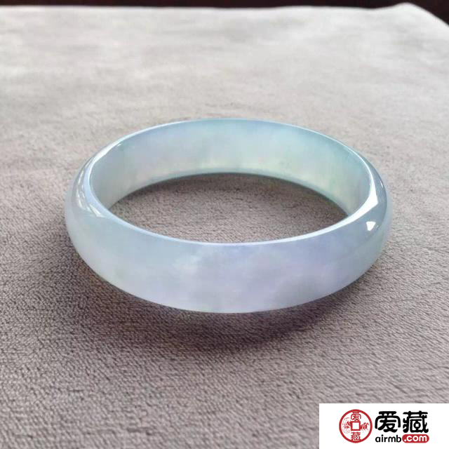 购买翡翠，这几句话千万别说，谨记！