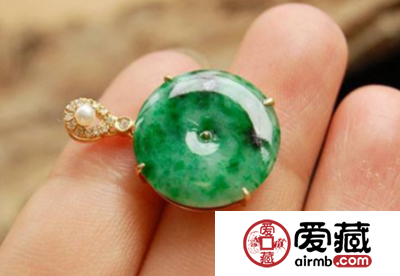 花青翡翠值钱吗 花青翡翠一般多少钱