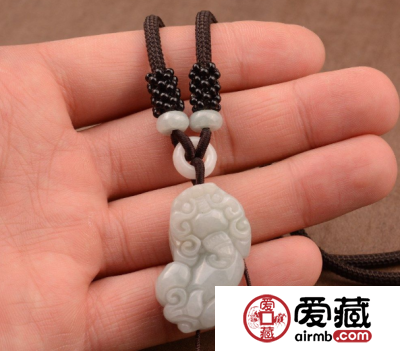 翡翠貔貅配什么挂绳好 什么颜色的挂绳合适