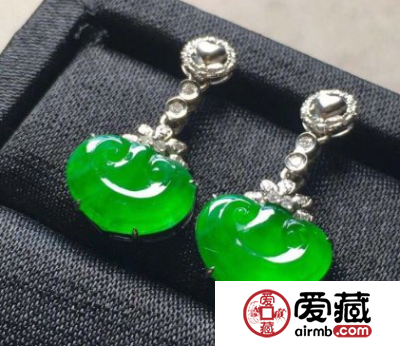 翡翠耳环多少钱一对 翡翠耳环价格及图片