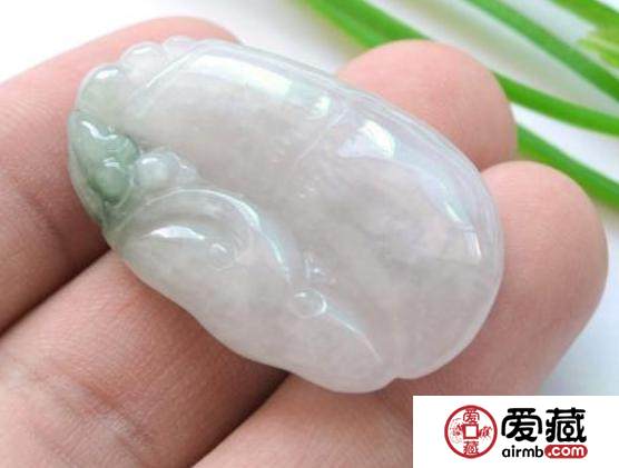 糯种翡翠一般多少钱 一般糯种手镯价格