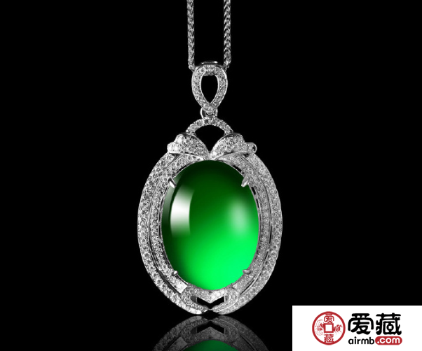 翡翠吊墜一般多少錢 翡翠吊墜價格判斷