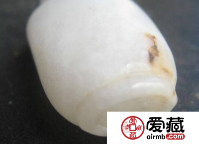 和田玉上的黑点戴久了会不会消失