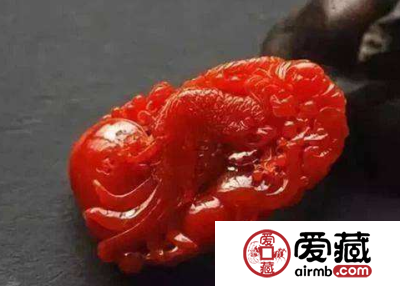翡翠的绿色是怎样形成的