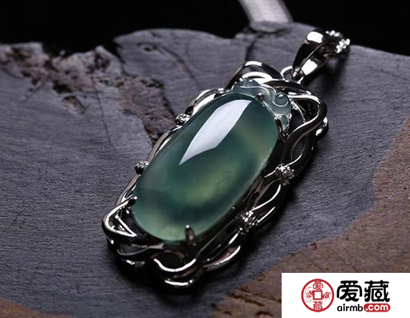 飘花翡翠的价格比较贵 原因是什么