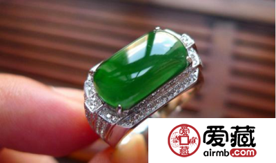 男款翡翠戒指应该怎么挑选