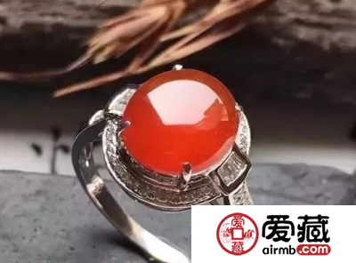 翡翠中的翡是什么