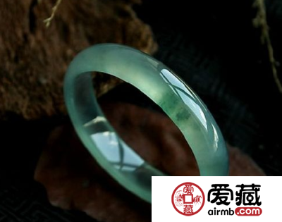 真的翡翠手镯多少钱