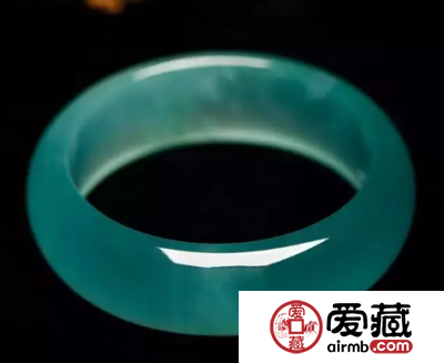 翡翠蓝冰种的特征 翡翠蓝冰种是什么