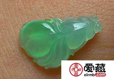 翡翠鱼的寓意到底好不好 有什么寓意呢