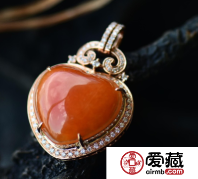 红翡翠的功效是什么 如何鉴别红翡翠