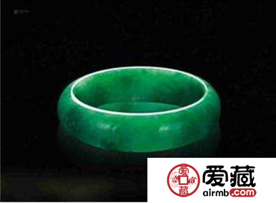 满绿翡翠值钱吗 满绿翡翠价值判断
