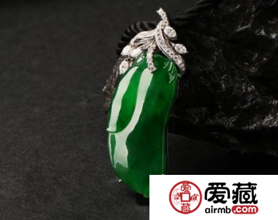 满绿翡翠值钱吗 满绿翡翠价值判断