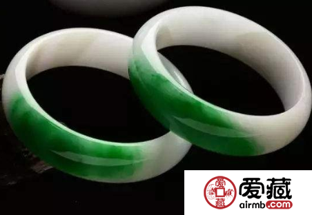 白青底翡翠屬于什么檔次的 值得購買嗎