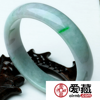 白酒擦拭翡翠可以吗 会有什么影响吗