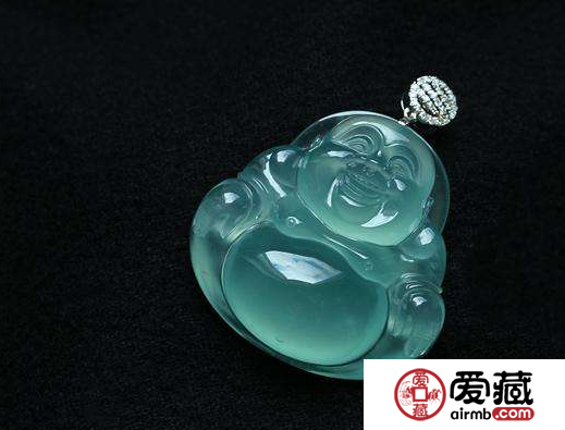 翡翠佛公寓意 女人戴翡翠佛公有什么好处
