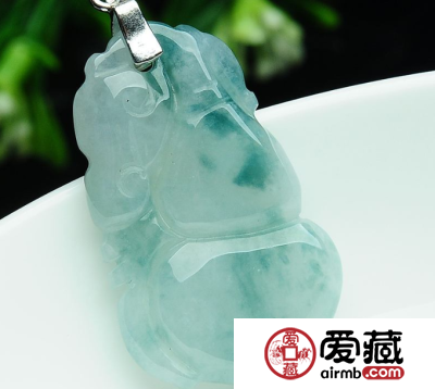 糯种翡翠价格及图片 糯种翡翠一般多少钱