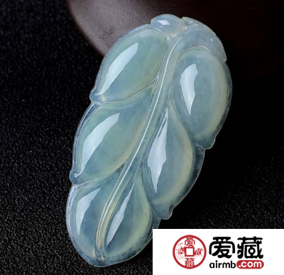 冰种翡翠和冰糯种的区别 冰糯种和冰种哪个好