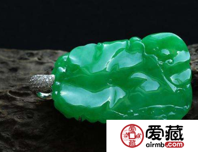 糯冰种满绿翡翠好吗 价格一般是多少钱