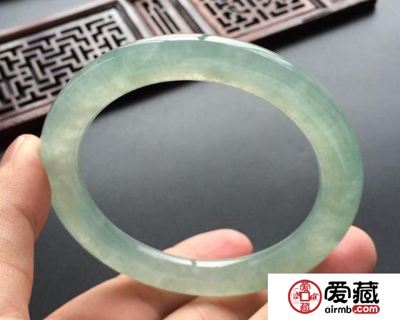 晴水翡翠好嗎 晴水翡翠有哪些特點