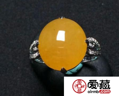 怎么看翡翠真假 辨别翡翠的真假纯度方法