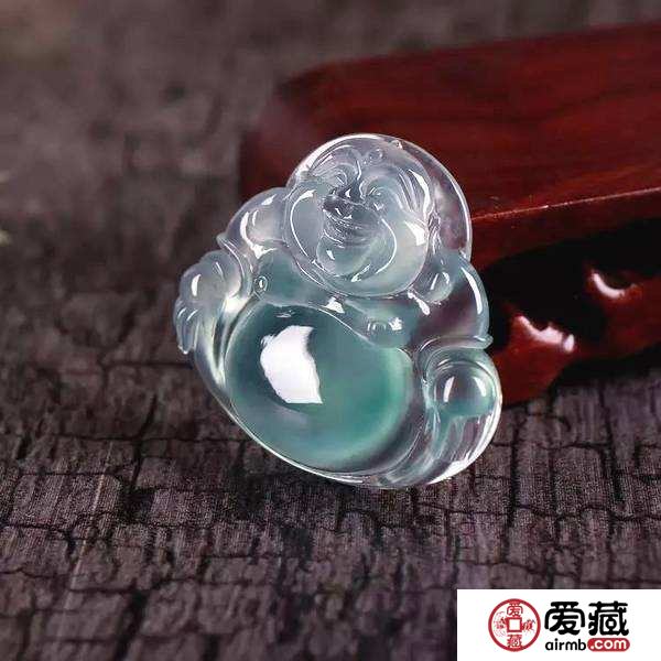 翡翠的种水和颜色哪个价值更高 选种水还是色