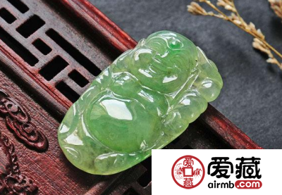 3000的翡翠能买吗 3000的翡翠价格贵不贵