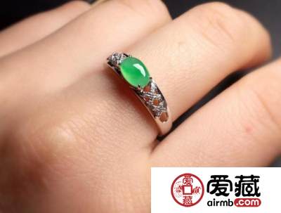 3000元翡翠戒面图片 3000元翡翠戒面好吗